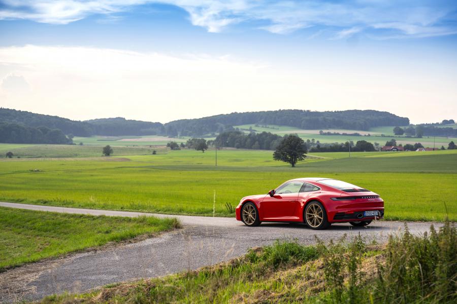  Porsche 911 Carrera (992) 2019 года  (WW) (фото 62 из 148)